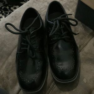 Toddler Boy Black dress shoes - size 10 toddler  like new